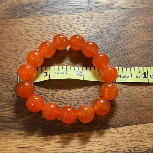 Artisan Polished Red Agate Stretch Bracelet - Picture 3 of 3